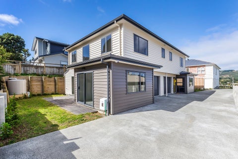 10B Olivia Crescent, Tawa, Wellington