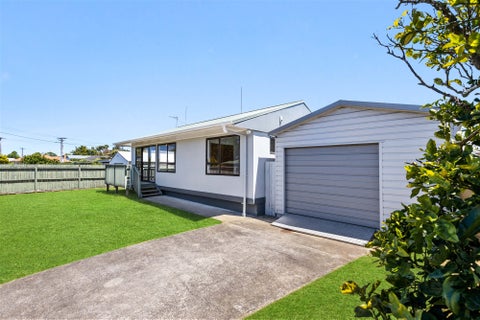 26 Ward Crescent, Te Atatu Peninsula, Auckland