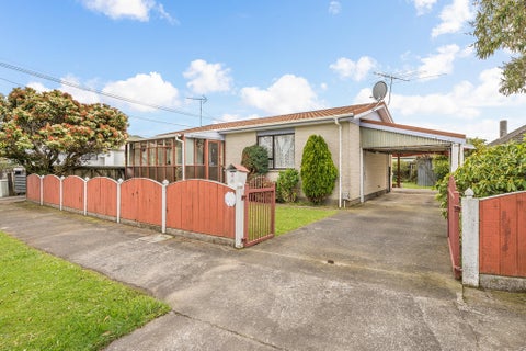 2/2 Watkins Grove, Taita, Lower Hutt