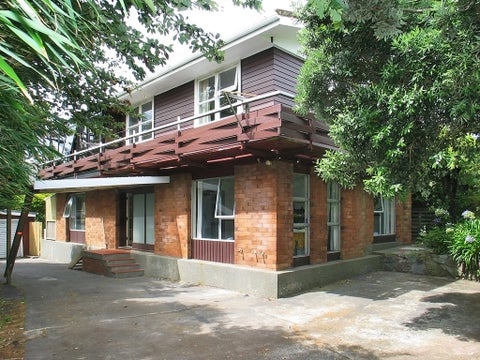 52 Mark Avenue, Paparangi, Wellington