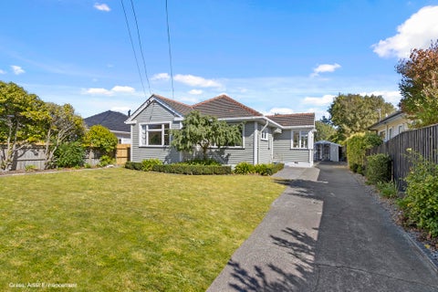 115 Bower Avenue, New Brighton, Christchurch