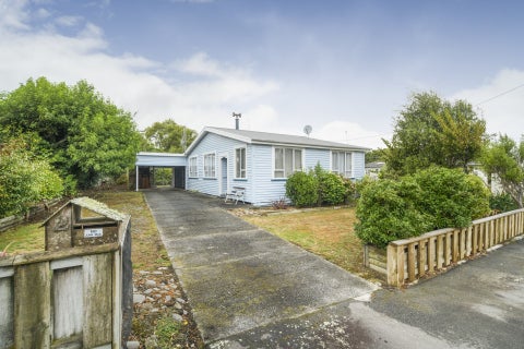 2 Rira Street, Marton
