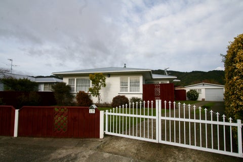 17 Wetherby Grove, Wainuiomata, Lower Hutt