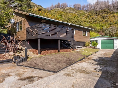 64 Castlerea Street, Wainuiomata, Lower Hutt