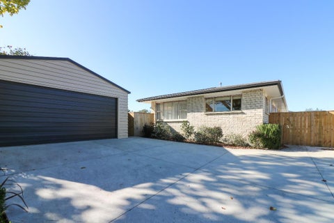 23A John F Kennedy Drive, Milson, Palmerston North