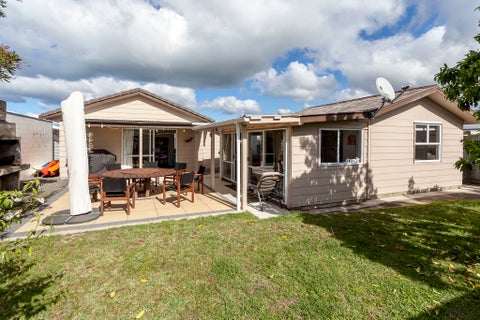 207B Linton Crescent, Whangamata