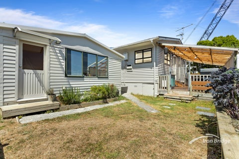 5 Mavis Place, Beach Haven, Auckland