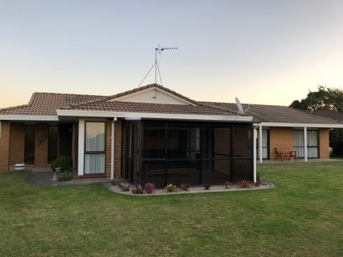 8 Strathmore Way, Matua, Tauranga