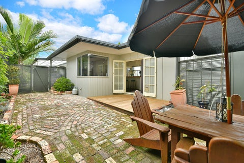 10 Makiri Street, Helensville, Helensville