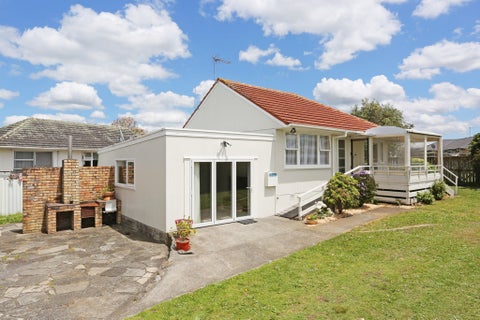 13 West Street, Tuakau, Tuakau