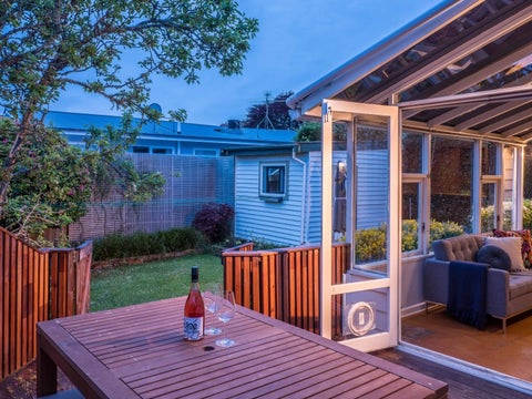 18 Plymouth Street, Karori, Wellington