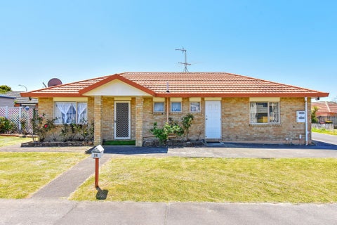 26 Manston Road, Mangere, Auckland