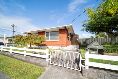202 Carrington Street, Vogeltown, New Plymouth