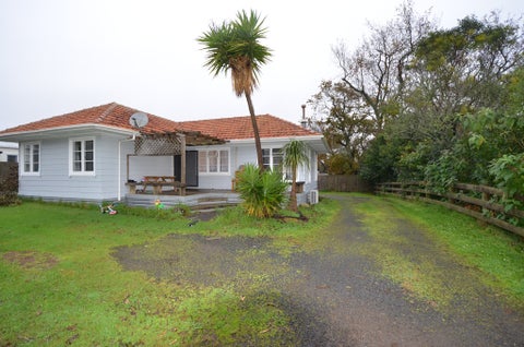 9B Kaiwaka Road, Waiuku, Waiuku