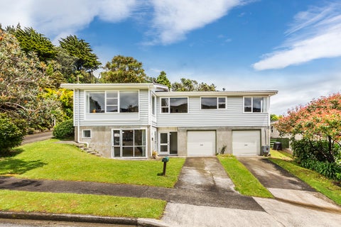 8 Wilmshurst Place, Tawa, Wellington