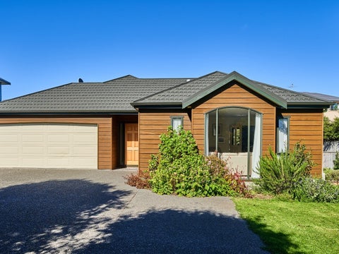 46C Navigation Drive, Whitby, Porirua