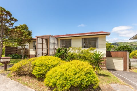71 Fyvie Avenue, Tawa, Wellington