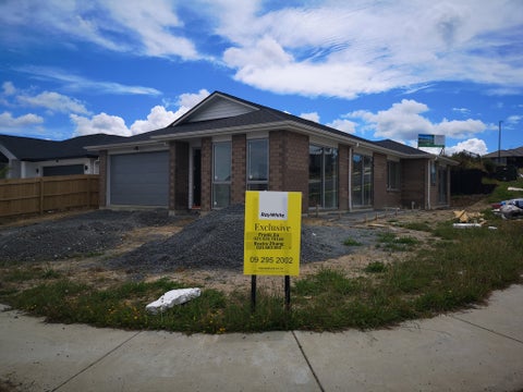 36 Twin Parks Rise, Papakura, Papakura