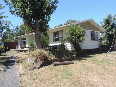 45 James Henry Crescent, Huntly