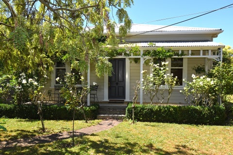 6 Suez Street, Martinborough
