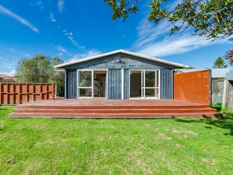 9 Makarini Street, Paraparaumu