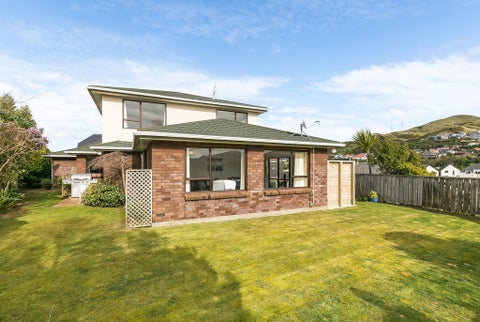 10 Montrose Grove, Churton Park, Wellington