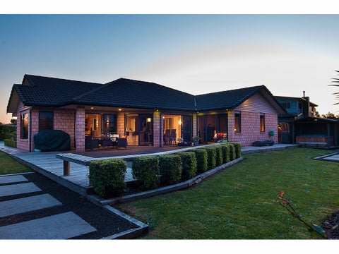 4 Calderwood Close, Waiuku, Waiuku