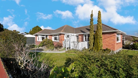 2 Cresswell Avenue, Burwood, Christchurch