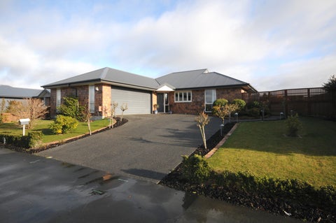 29 Willowview Drive, Redwood, Christchurch