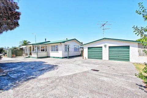 352 High Street, Motueka