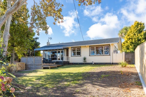 4 Stoke Place, Awapuni, Palmerston North
