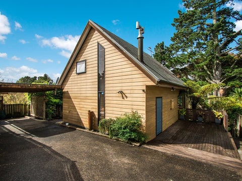 19B Beverly Place, New Lynn, Auckland