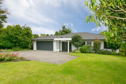 4 Taylor Place, Merrilands, New Plymouth