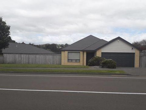 3 Aotea Drive, Aotea, Porirua
