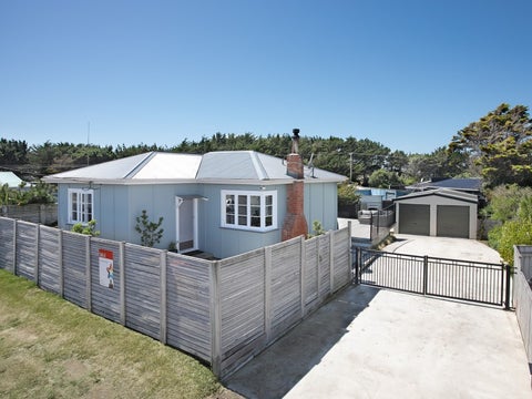 21 Signal Street, Foxton Beach, Foxton