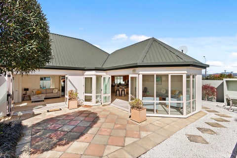 21B Quantock Place, Burwood, Christchurch