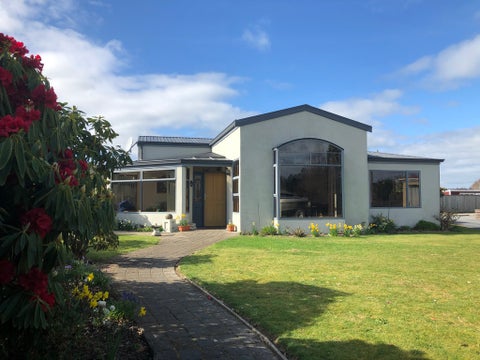 12 Crossleigh Crescent, Balclutha