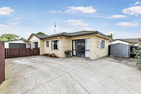 9A Nerissa Place, Randwick Park, Auckland