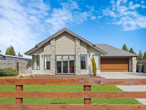 64 Rhoboro Road, Twizel