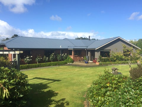 83 Black Road, Otatara