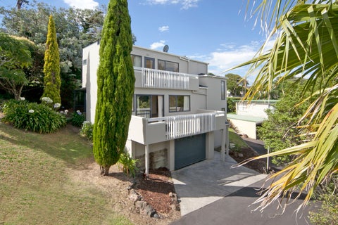 1 Lilac Grove, Hillsborough, Auckland