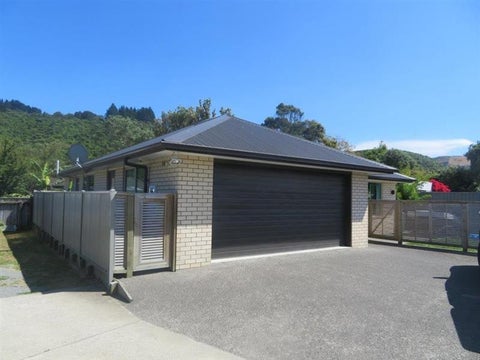 27A Compton Crescent, Taita, Lower Hutt