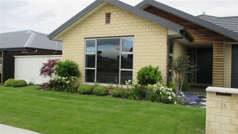 25 Rossall Crescent, Rolleston, Rolleston