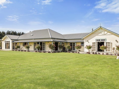 297 No 1 Line, Featherston