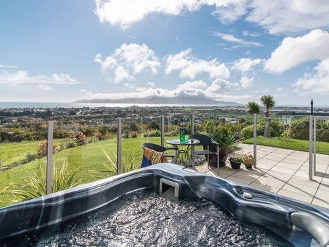5 Ocean Vista Lane, Paraparaumu