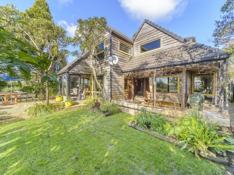 94 Clifton Terrace, Fitzherbert, Palmerston North