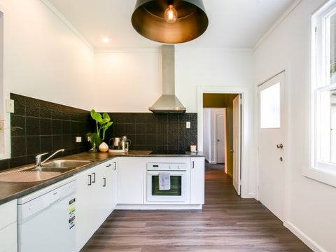 36 Chaucer Road South, Hospital Hill, Napier