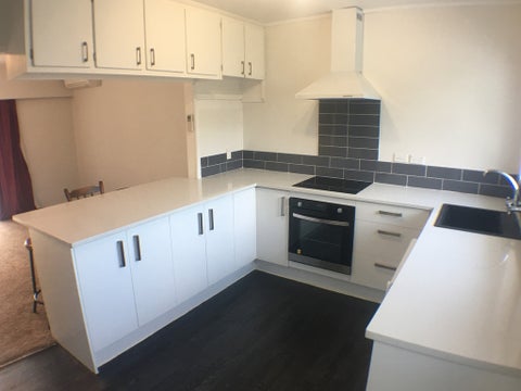 1/16 Nigel Road, Browns Bay, Auckland