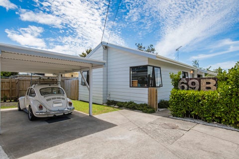 2/69 Lancaster Road, Beach Haven, Auckland