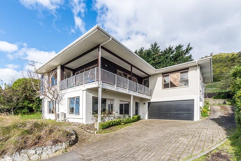 16 Kea Street, Waikanae